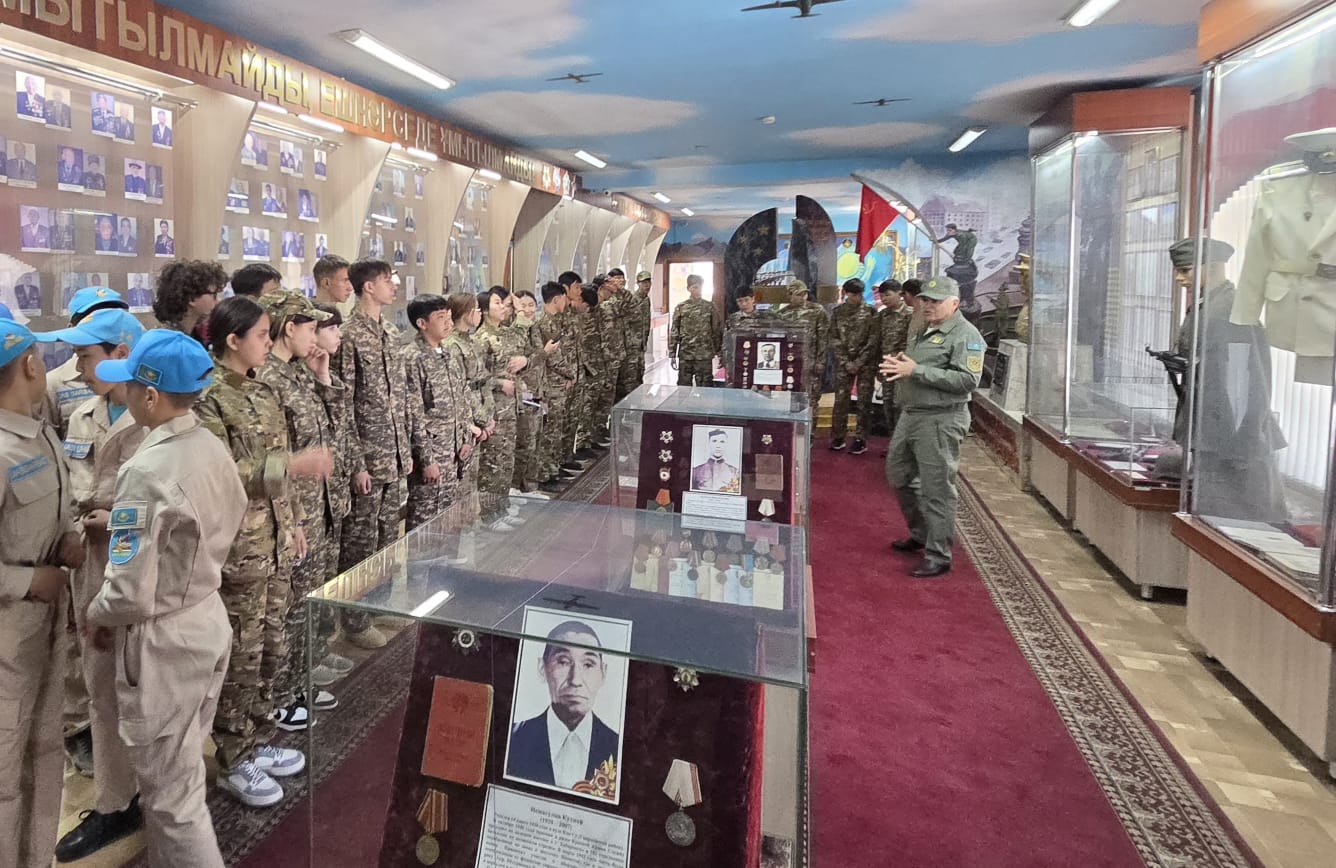 Талдықорған қаласының «Әскери-техникалық мектебінде» ашық есік күні өтті.